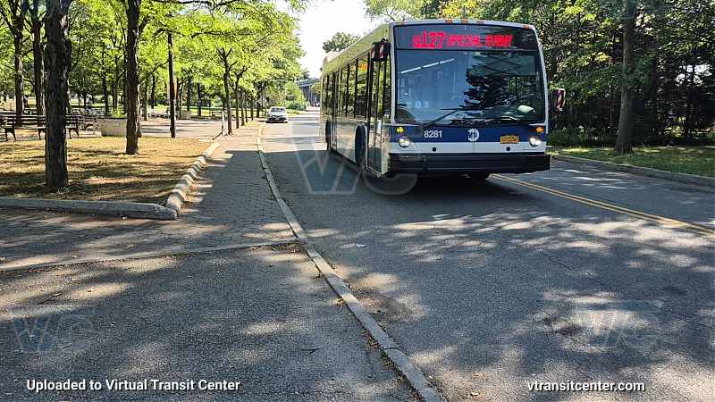 MTA New York City 8281 on the Q127 Dragon Boat Shuttle
2015 Nova LFS #8281 on the Q127 Dragon Boat Shuttle
