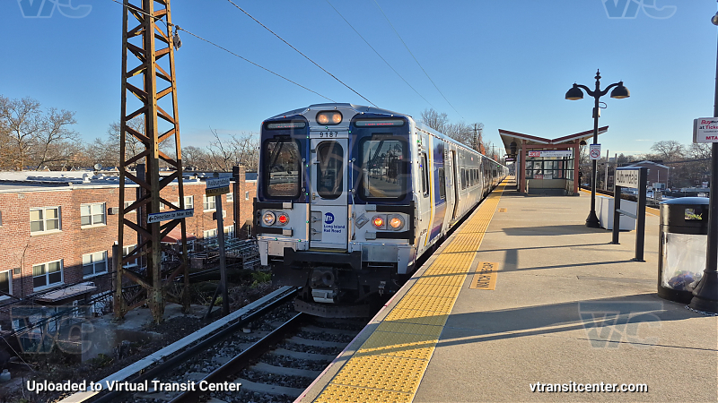 LIRR M9 Holiday Train 
LIRR M9 Holiday Train
