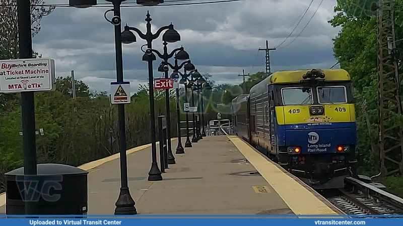 Diesel carrying FRA car At Auburndale 
Diesel carrying FRA car At Auburndale 
