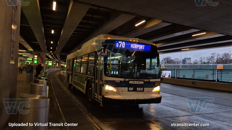 MTA Bus Company #7455 on the Q70-SBS
MTA Bus Company #7455 on the Q70-SBS
