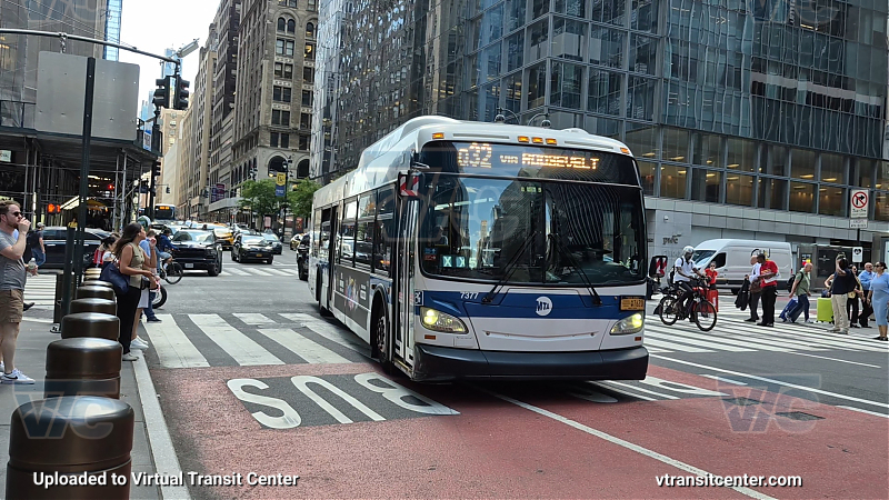 2015 NFI XD40 #7377 on the Q32
2015 NFI XD40 #7377 on the Q32
