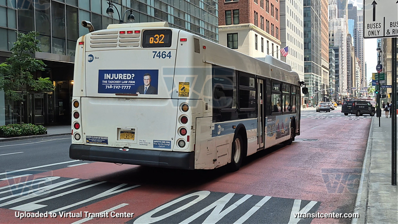 2015 NFI XD40 #7464 on the Q32
2015 NFI XD40 #7464 on the Q32
