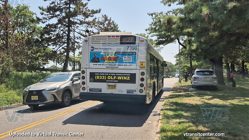 MTA New York City 7390 on the Q127 Dragon Boat Shuttle 
2015 NFI XD40 #7390 on the Q127 Dragon Boat Shuttle 
