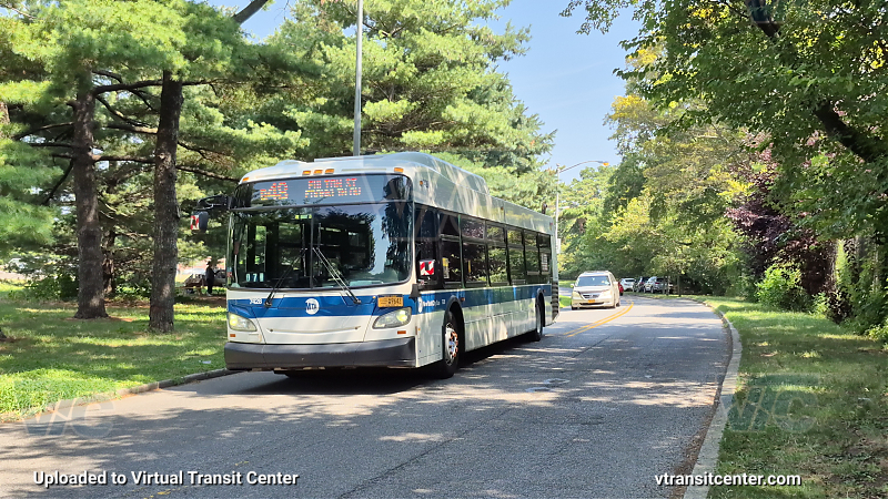 MTA New York City 7428 on the Q127 Dragon Boat Shuttle 
2015 NFI XD40 #7428 on the Q127 Dragon Boat Shuttle 
