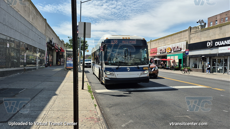 2015 NFI XD40 #7412 on the Q38
2015 NFI XD40 #7412 on the Q38
