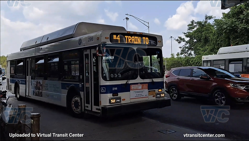 2012 NFI C40LF #296 on the 4 shuttle 
2012 NFI C40LF #296 on the 4 shuttle 
