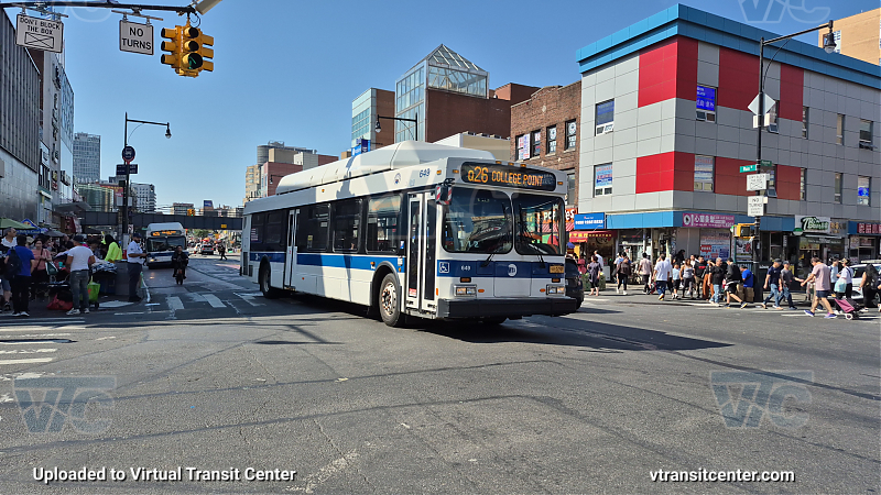 2013 NFI C40LF #649 on the Q26
2013 NFI C40LF #649 on the Q26
