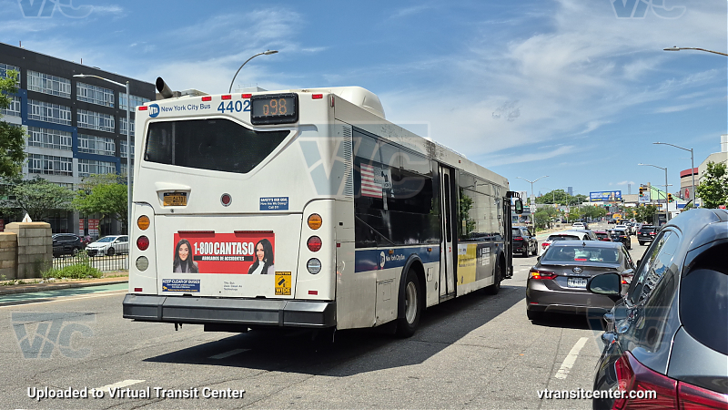 MTA New York City 4402 on the Q98
2010 Orion 7 NG #4402 on the Q98
