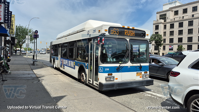 2011 NFI C40LF #219 on the Q63
2011 NFI C40LF #219 on the Q63

