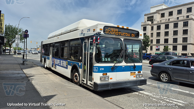 2011 NFI C40LF #219 on the Q63
2011 NFI C40LF #219 on the Q63
