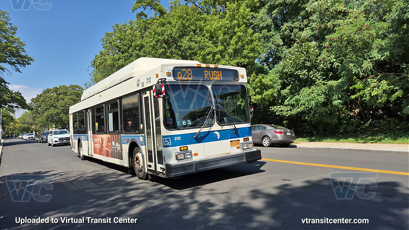 MTA New York City 211 on the Q28 Rush School Tripper 
2011 NFI C40LF #211 on the Q28 Rush School Tripper 

