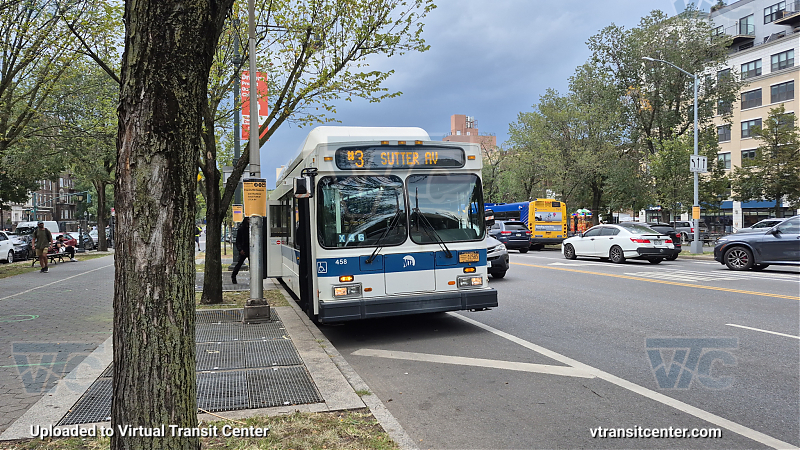 2012 NFI C40LF #458 on the 3/4 shuttle
2012 NFI C40LF #458 on the 3/4 shuttle
