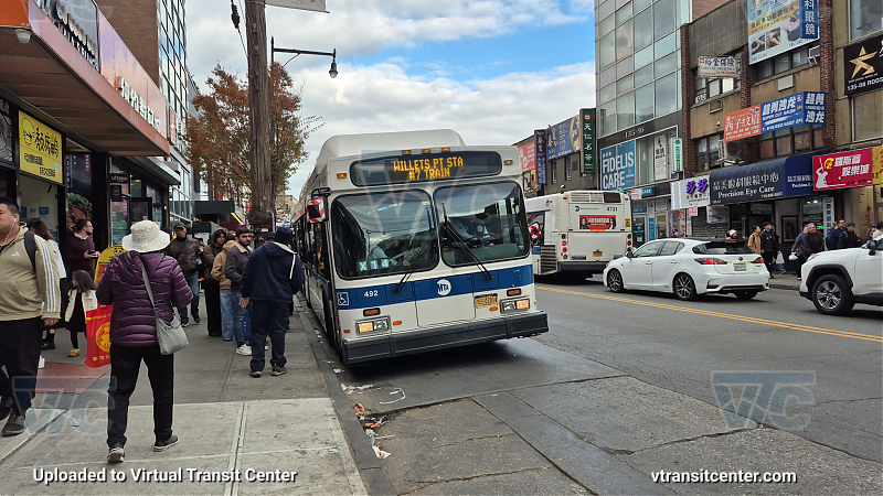 2011 NFI C40LF #492 on the T321 7 shuttle 
2011 NFI C40LF #492 on the T321 7 shuttle 
