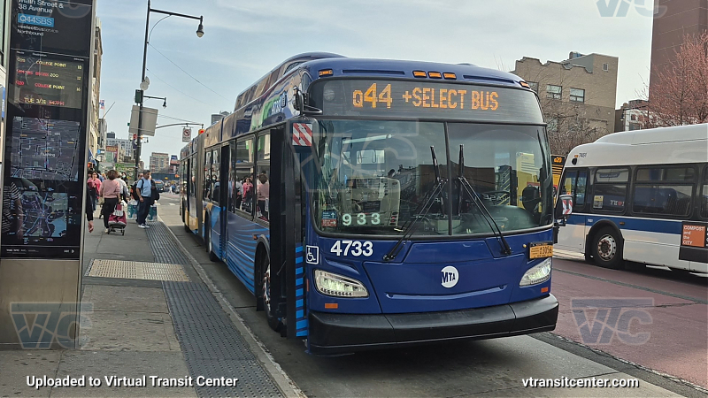 2012 NFI XD60 #4733 on the Q44-SBS
2012 NFI XD60 #4733 on the Q44-SBS
