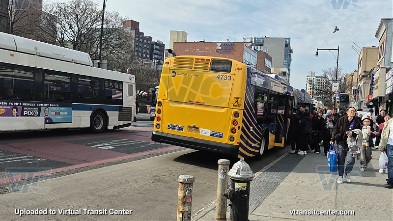 2012 NFI XD60 #4733 on the Q44-SBS
2012 NFI XD60 #4733 on the Q44-SBS
