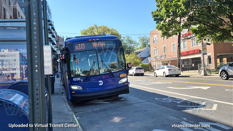 MTA New York City 6256 on the Q10
2020 NFI XD60 #6256 on the Q10
