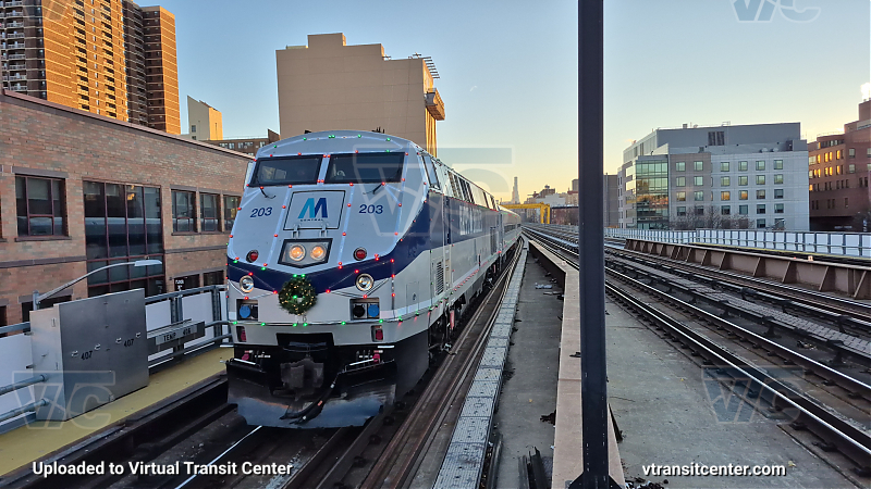 Metro-North Railroad 203
2025 Holiday Train (Diesel) at Harlem-125 St
