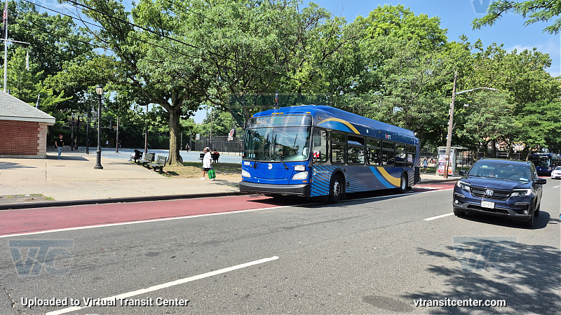 2021 NFI XD40 #7859 on the Q14
2021 NFI XD40 #7859 on the Q14
