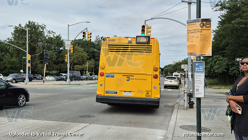 New York City Transit Bus #8949 on the T300 E shuttle
New York City Transit Bus #8949 on the T300 E shuttle

