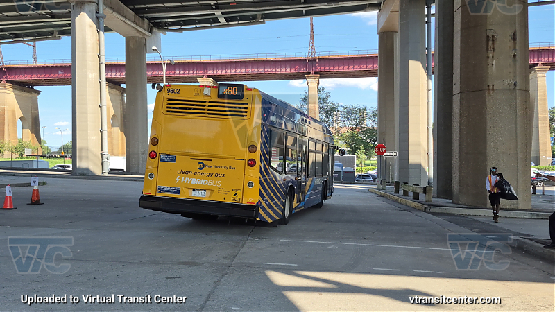 New York City Transit Bus #9802 on the X80
With Let's Go Knicks P/R code

