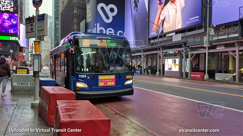 2018 NFI XD40 #7594 on the Q92 7 shuttle 
2018 NFI XD40 #7594 on the Q92 7 shuttle 
