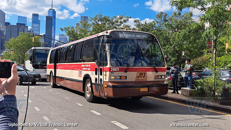 3865 at New York Transit Museum's Bus Festival
3865 at New York Transit Museum's Bus Festival
