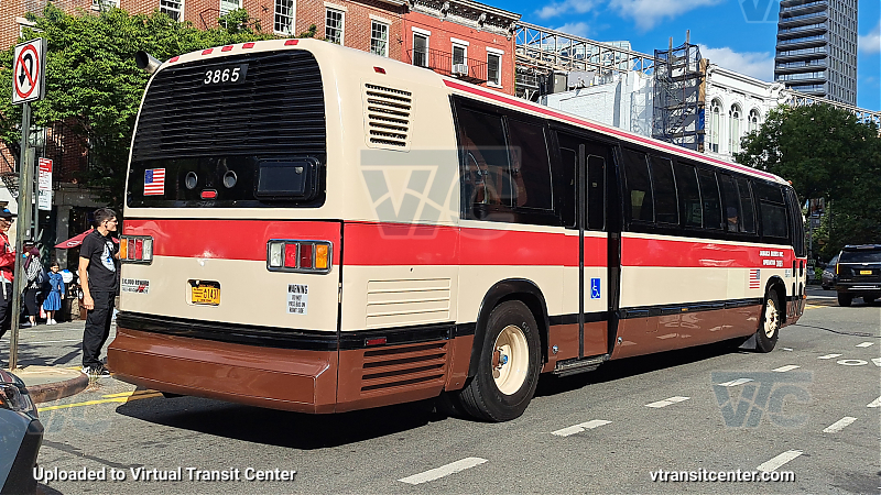 3865 at New York Transit Museum's Bus Festival
3865 at New York Transit Museum's Bus Festival

