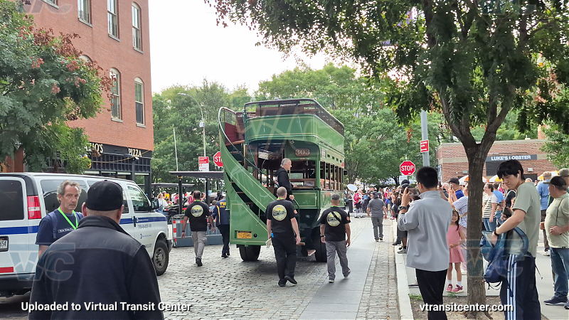 303 at New York Transit Museum's Bus Festival
303 at New York Transit Museum's Bus Festival
