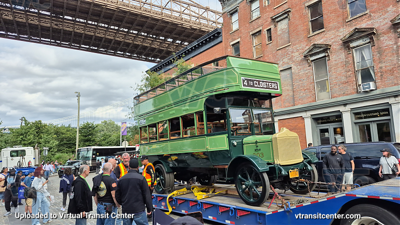 303 at New York Transit Museum's Bus Festival
303 at New York Transit Museum's Bus Festival
