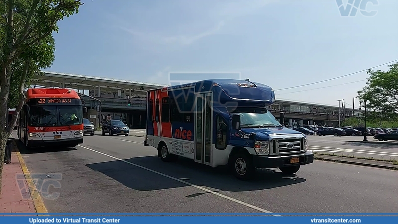 Ford Paratransit 
Ford Paratransit 
