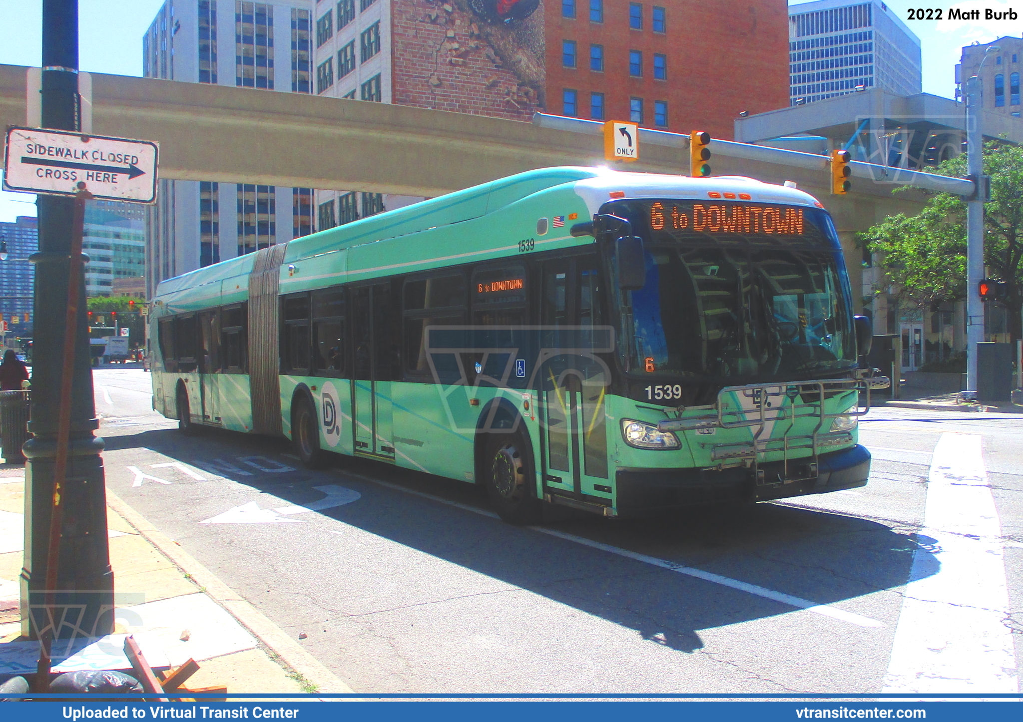 Detroit DDOT Service - DDOT 1539 on route 6 - VTC Multimedia