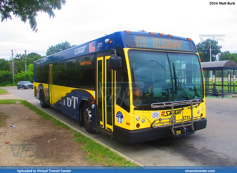 SMART 3711 on route 275
2017 SMART Gillig BRT on route 275 at the Meijer store in Taylor, MI

Photo taken June 10, 2024

