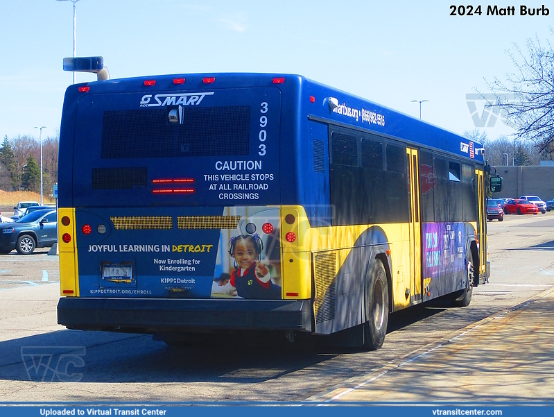 SMART 3903 on route 275
2019 SMART Gillig BRT on route 275 at Southland Center in Taylor, MI

Photo taken April 1, 2024
