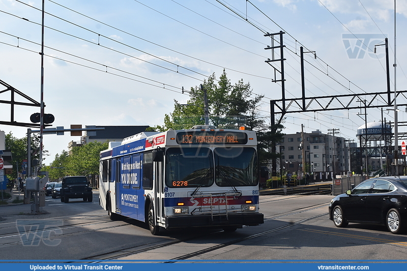 SEPTA 8107 on Route 132
In Lansdale, coming from Telford 5/19/2021

