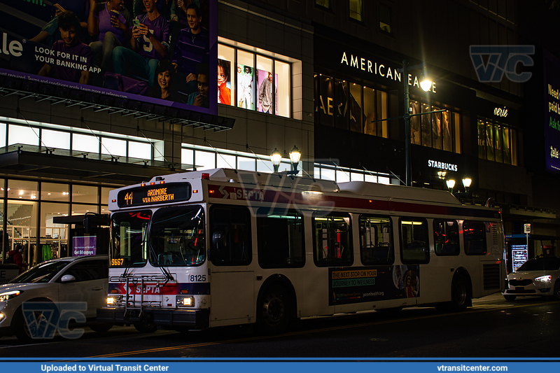 SEPTA 8125 on Route 44
On  Market at 10th Streets, Ardmore bound 10/6/2022
Keywords: SEPTA / New Flyer DE40LF
