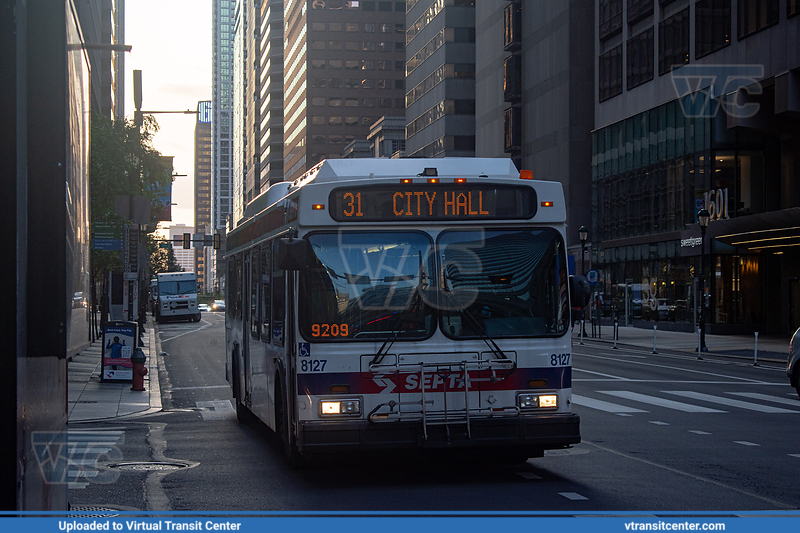 SEPTA 8127 on Route 31
At 16th & Market Streets, City Hall bound 5/18/2023
Keywords: SEPTA / New Flyer DE40LF