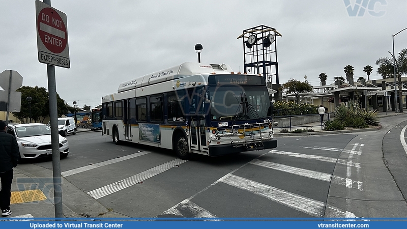 SCMTD 1203 on Route 1
