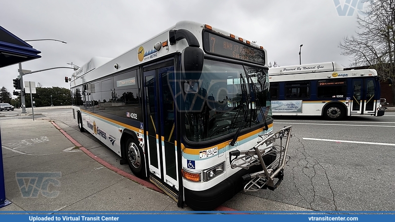 SCMTD 4202 on route 17
