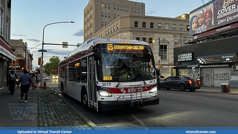 SEPTA 3678 at Getmantown & Chelten Avenues
On route 65 on layover
New Flyer XDE40
Keywords: XDE40;Xcelsior