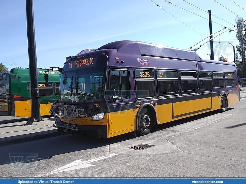 King County Metro 2015 XT40 4335 on Rt 14
