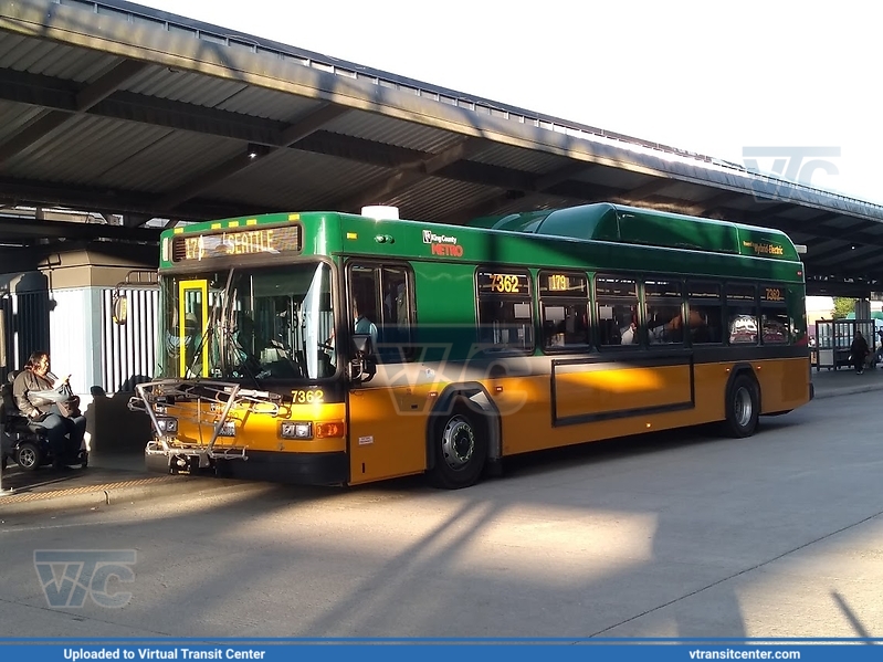 Gillig Low Floor 7362 on rt 179 to Seattle
