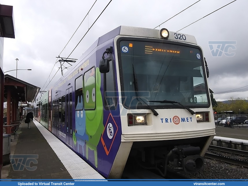 Trimet Type 3 #320 @ Delta Park
