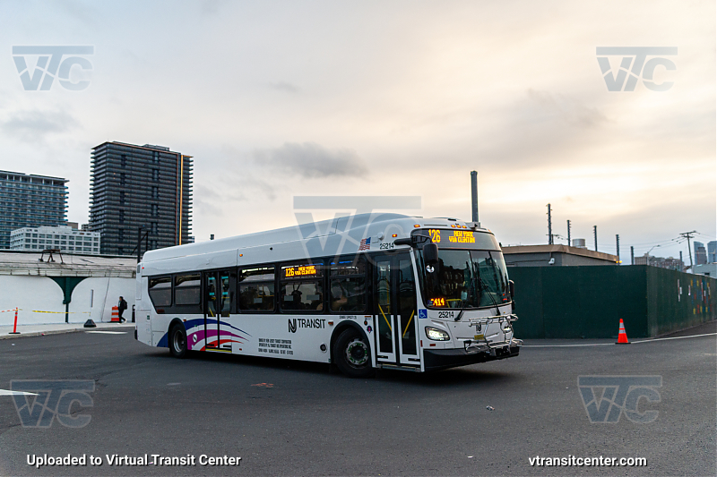 NJ Transit 25214 on Route 126
Route 126 New York via Clinton Ave
