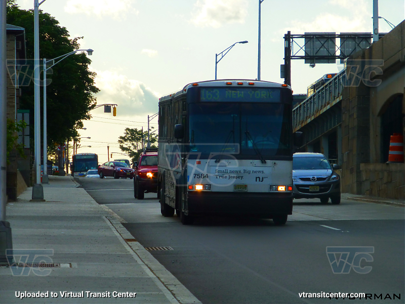 Nj Transit 7584
D4000 7584 on the 163 To New York 
