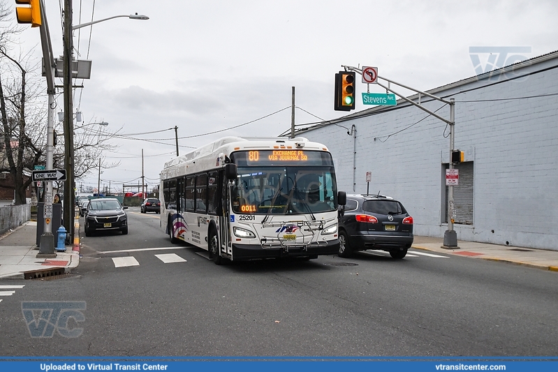 NJ Transit 25201 on Route 80
Route 80 Gates Avenue via Journal Square
New Flyer XD40
West Side Avenue and Stevens Avenue, Jersey City, NJ
Keywords: NJTBus;XD40