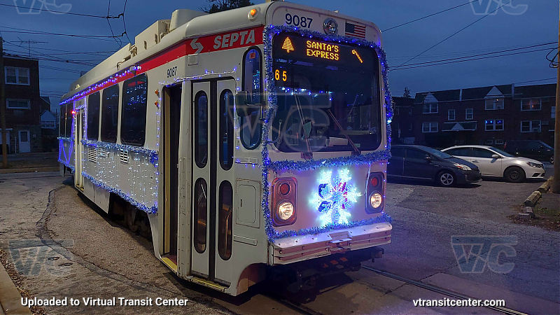 The Snowflake
Taken on Dec. 5th, 2025. Snowflake Trolley #9087 made by Elmwood Depot.
