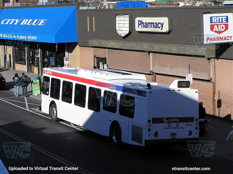 SEPTA 5426
Rear overhead view
Keywords: SEPTA Bus;New Flyer D40LF