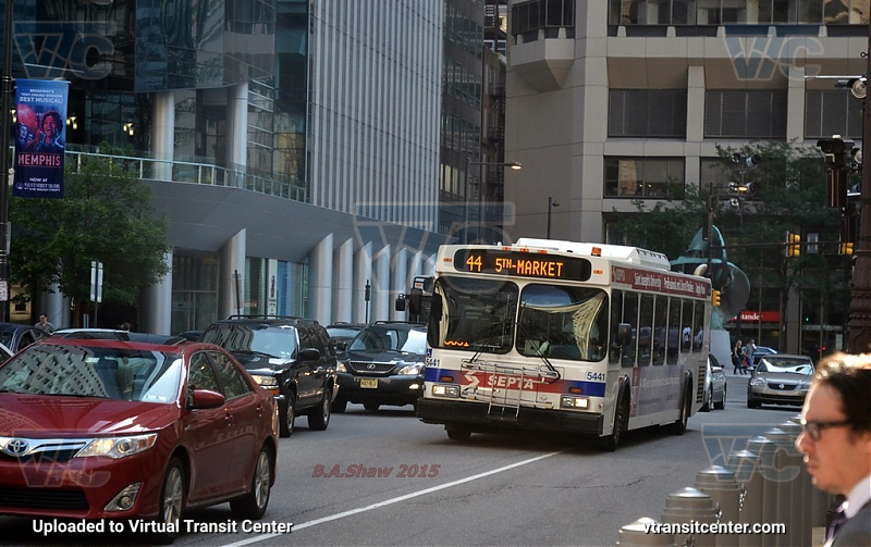 SEPTA 5441 on Route 44
Route 44 to 5th-Market
Keywords: SEPTA Bus;New Flyer D40LF