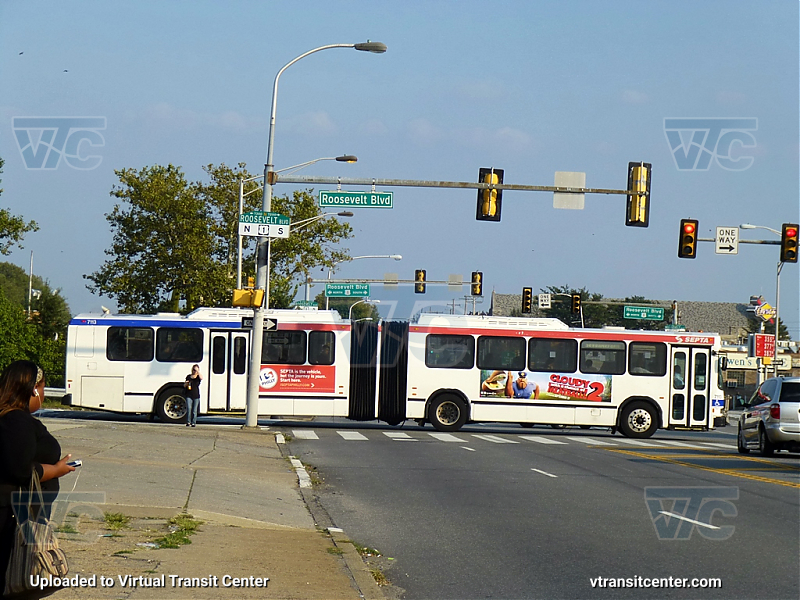 SEPTA 7113 on Route 14
Side view

