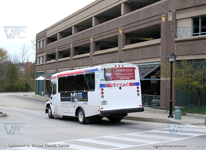 SEPTA 2078 on Route 92
Keywords: SEPTA Bus;Freightliner
